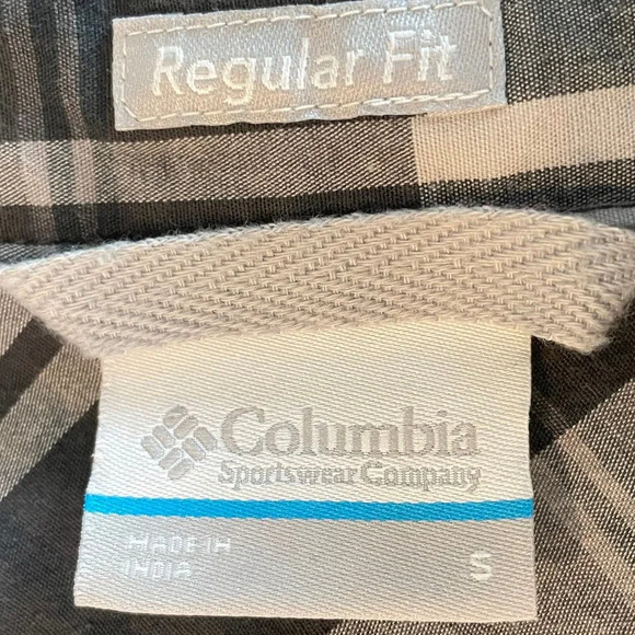 Columbia Short Sleeve Regular Fit Button Down Plaid Cotton Shirt Grey + Wht Sz S - Picture 10 of 12